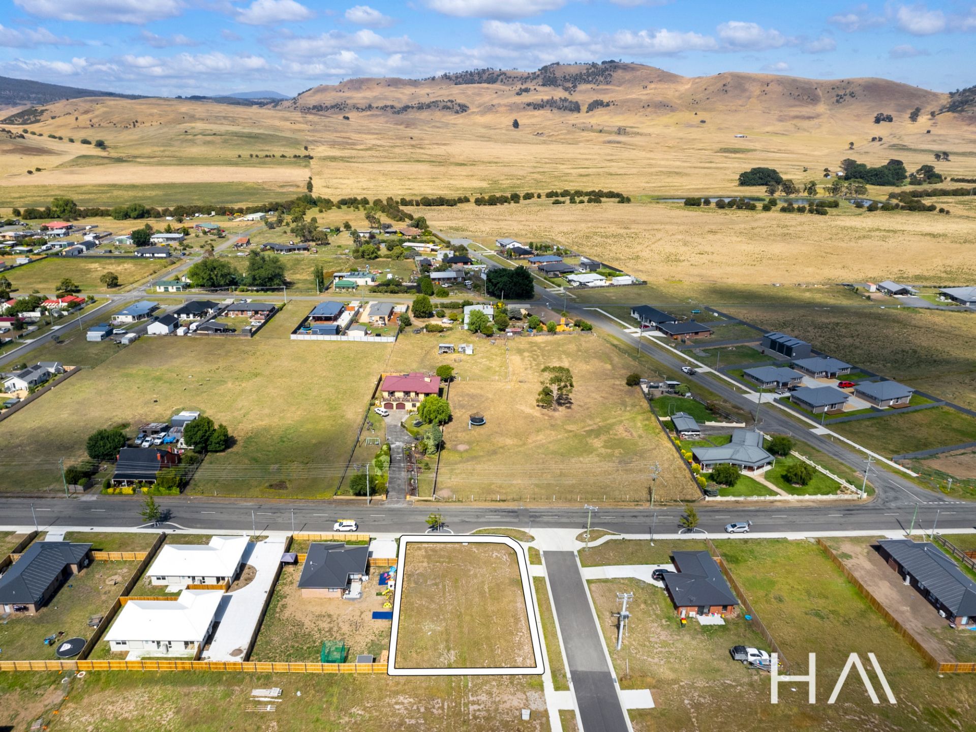 2 Coachman Court, Kempton - Image 2